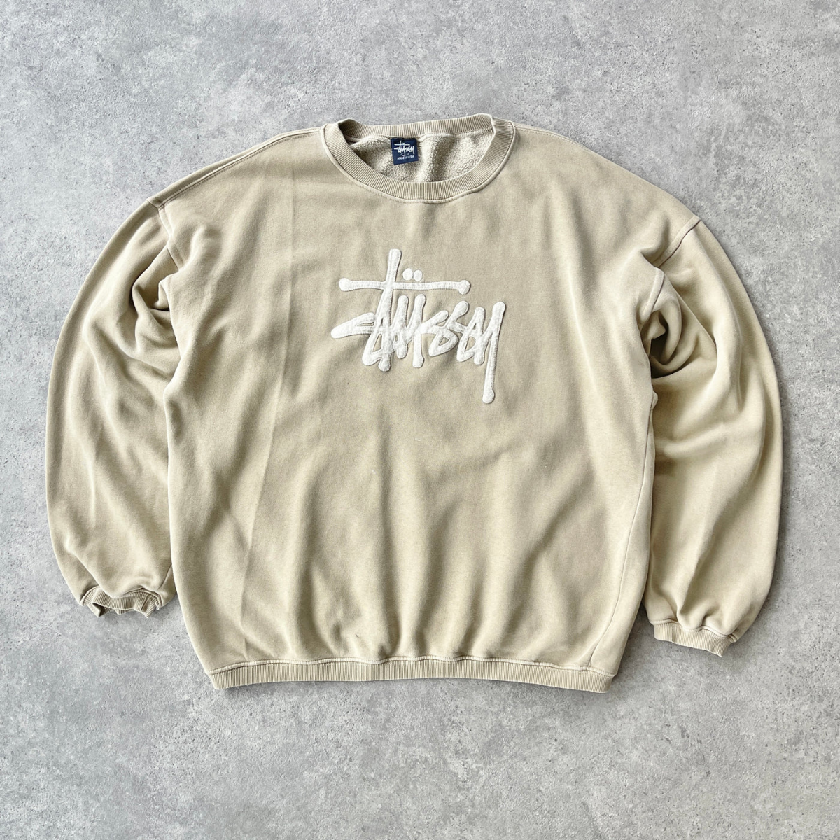 Sweatshirt Stussy Beige - Taille L